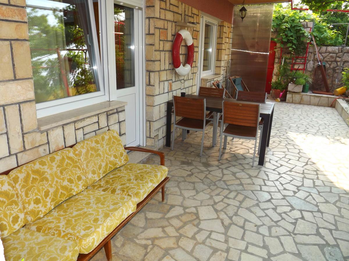 Apartments Maricic 200 Meters From The Beach Novi Vinodolski Exteriér fotografie