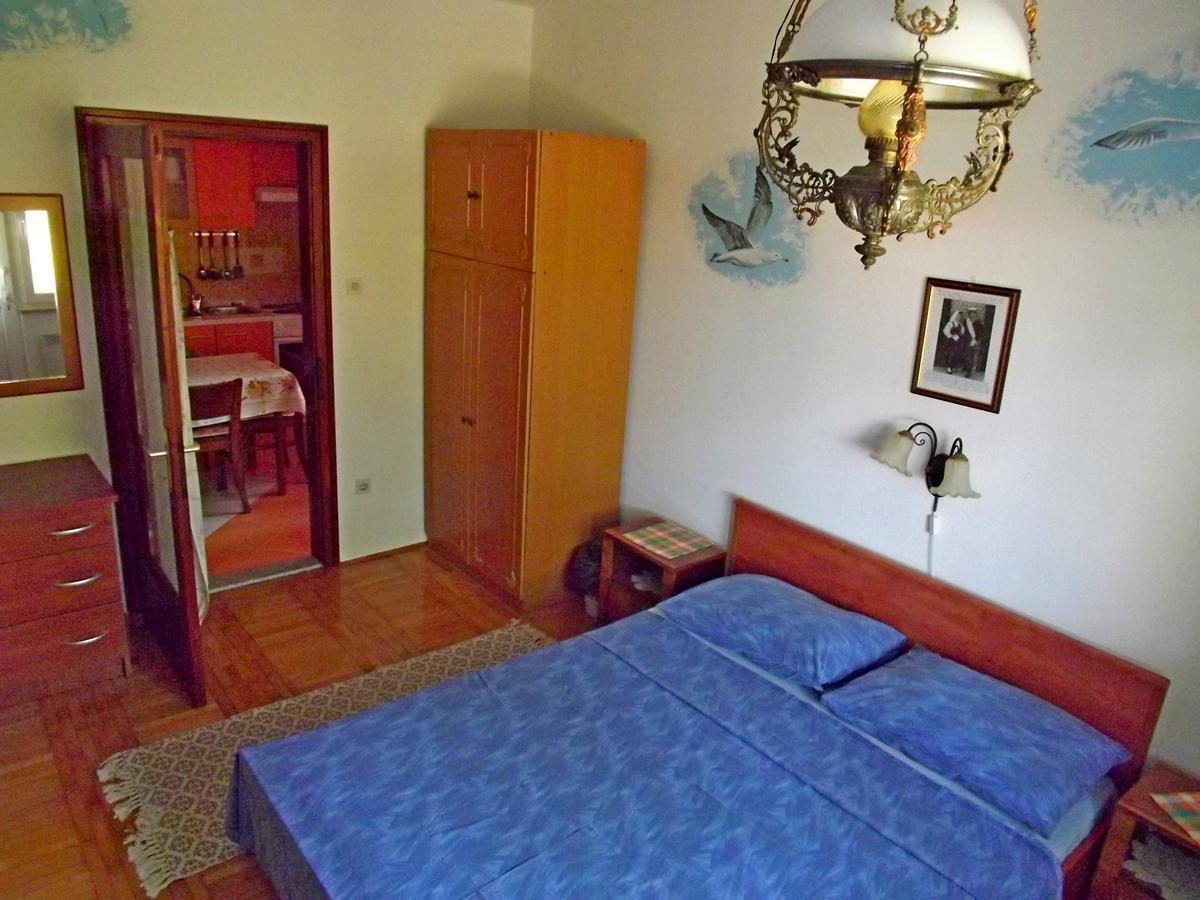 Apartments Maricic 200 Meters From The Beach Novi Vinodolski Exteriér fotografie