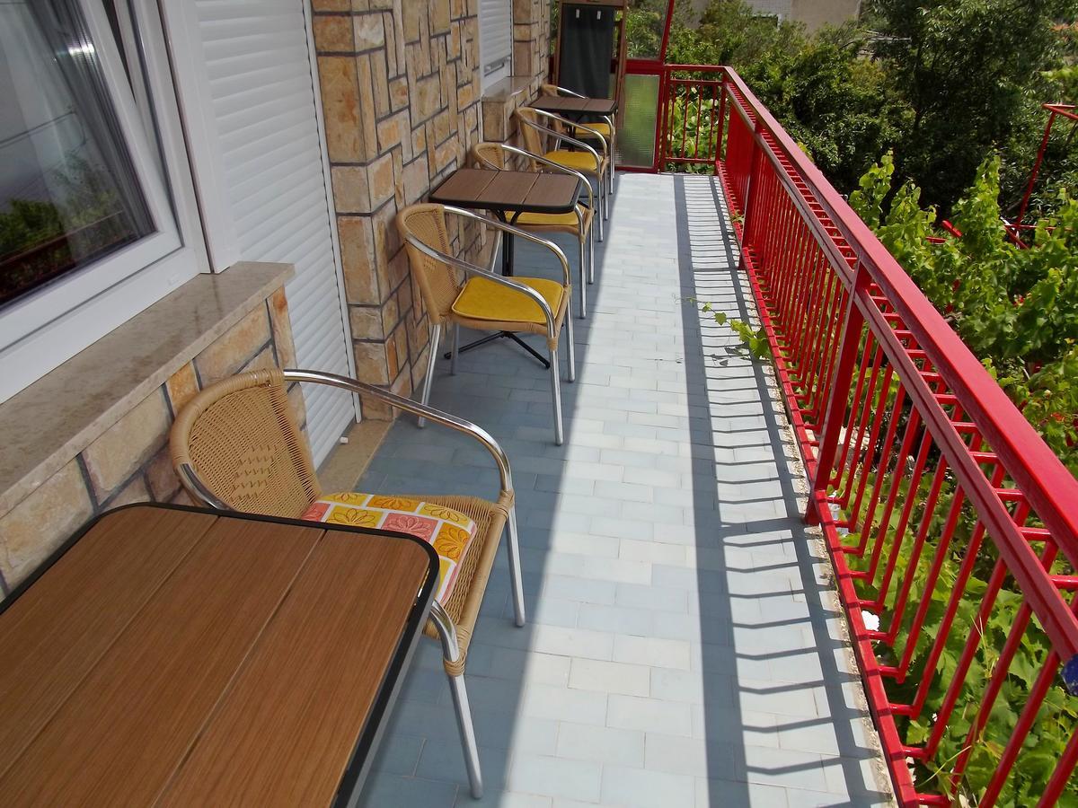 Apartments Maricic 200 Meters From The Beach Novi Vinodolski Exteriér fotografie