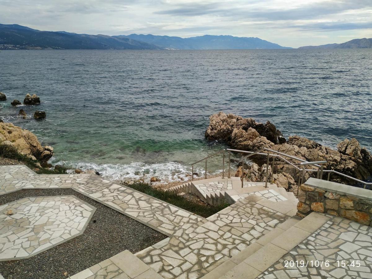 Apartments Maricic 200 Meters From The Beach Novi Vinodolski Exteriér fotografie